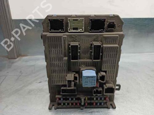 Used Fuse box CITROËN C5 I (DC_) 2.0 HDi (DCRHZB, DCRHZE) (109 hp) 6050617