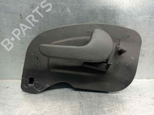 Used Front right interior door handle OPEL CORSA C (X01) [2000-2009]  8940889