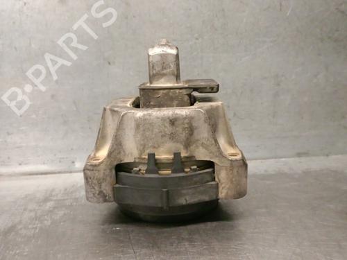 Used Engine mount Engine mount BMW X3 (G01, F97, G08) sDrive 18 d Mild-Hybrid (150 hp) 36437434 36437434