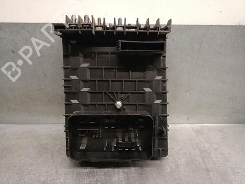 Fuse box SEAT ALTEA (5P1) 1.9 TDI | BP24483393E1 