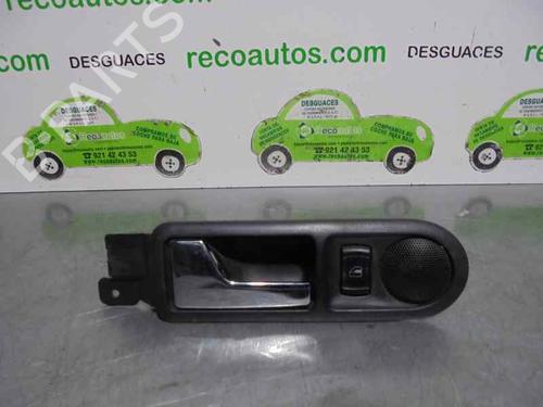 Venstre bak invendig håndtak VW GOLF IV (1J1) 1.9 TDI (90 hp) 3215819