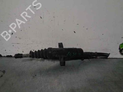 Used Clutch slave cylinder FIAT DUCATO Van (244_) [2001-2025]  20253585