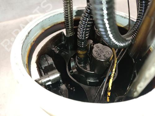 Fuel pump VW TOURAN (1T1, 1T2) 2.0 TDI | BP27669520M76 