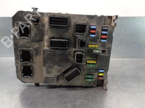 Used Fuse box PEUGEOT 407 (6D_) 2.0 HDi 135 (6DRHRH, 6DRHRE, 6DRHRG, 6DRHRJ) (136 hp) 9770225