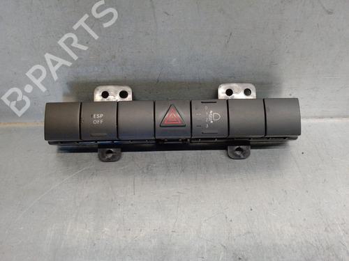Used Warning switch DODGE JOURNEY 2.0 CRD (140 hp) 13741317