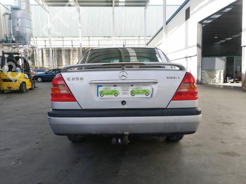 Engine control unit (ECU) MERCEDES-BENZ C-CLASS (W202) C 250 D (202.125) | BP8869796M57 
