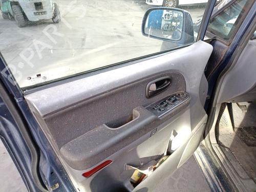 Guarda-lamas direito HYUNDAI TRAJET (FO) 2.0 CRDi | BP30858360C42