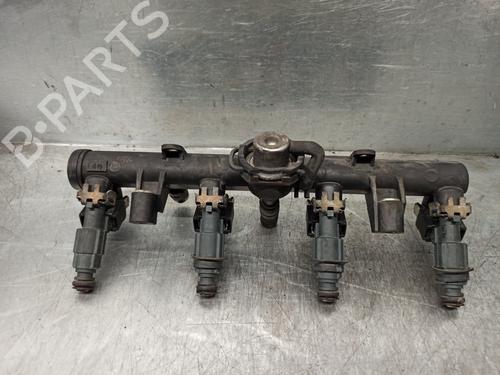 Used Injection rail SEAT IBIZA II (6K1) 1.4 i (60 hp) 10363641