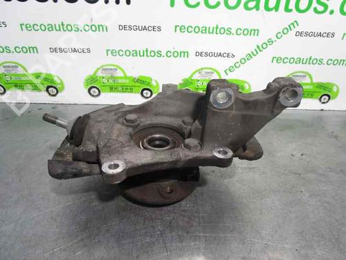 Used Left front steering knuckle VOLVO V70 II (285) 2.4 (140 hp) 2340907