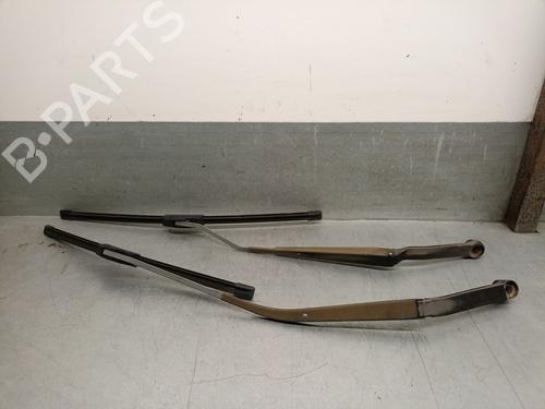 Used Front windshield wiper arm MAZDA 6 Hatchback (GG) 2.0 DI (GG14) (121 hp) 30962483