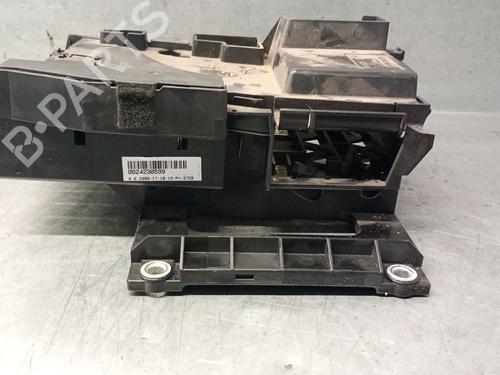 Fuse box PORSCHE CAYENNE (9PA) 3.2 | BP28088669E1 