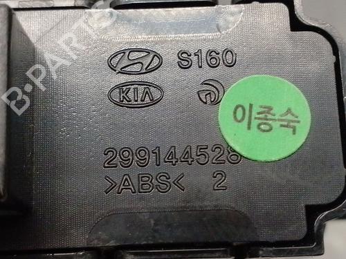 Switch KIA SORENTO III (UM) 2.2 CRDi | BP31924821I30 