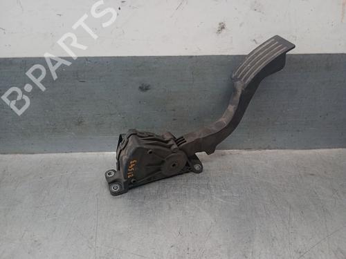 Used Pedal VOLVO V50 (545) 2.0 D (136 hp) 22809192