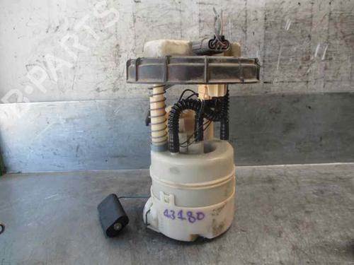 Used Fuel pump NISSAN MICRA III (K12) 1.4 16V (88 hp) 7649453
