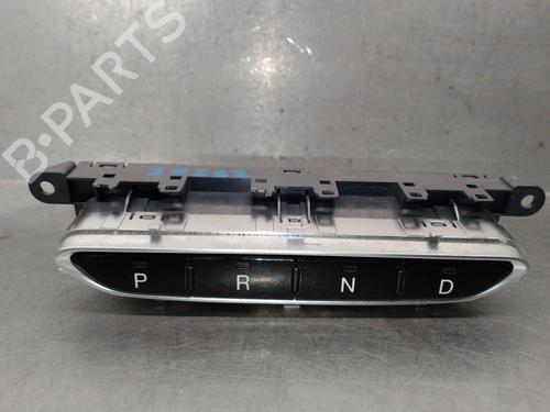 Used Switch Switch FIAT 500e (332_) Elektro 3+1 (FA1) (118 hp) 34720286 34720286