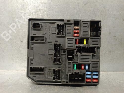 Sikringsdose Sikringsdose NISSAN QASHQAI II (J11, J11_) 1.3 DIG-T (140 hp) 36833166 36833166