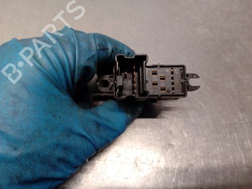 Left rear window switch NISSAN X-TRAIL II (T31) 2.0 dCi 4x4 | BP15354419I29 