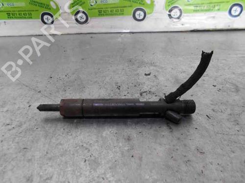 Used Injector FORD FOCUS I (DAW, DBW) [1998-2009]  2105624