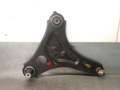 Venstre fortil bærearm SMART FORFOUR Hatchback (453) electric drive (453.091) (82 hp) 29479688
