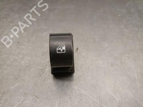 Used Right front window switch Right front window switch FIAT QUBO (225_) 1.3 D Multijet (225AXE1A, 225CXE1A, 225AXH1A, 225AXL1A,... (95 hp) 25235208 25235208
