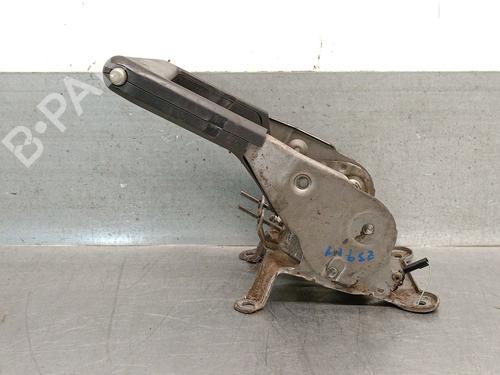 Frein à main RENAULT MEGANE II Saloon (LM0/1_) 1.6 16V (LM1R, LM0C) (112 hp) 30297644