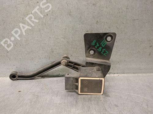 Motor de regulação de faróis MERCEDES-BENZ M-CLASS (W164) ML 280 CDI 4-matic (164.120) (190 hp) 30576722