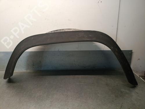 Used Front left wheel arch trim LAND ROVER DEFENDER Station Wagon (L316) 2.5 TDI 4x4 (L316) (113 hp) 21581313