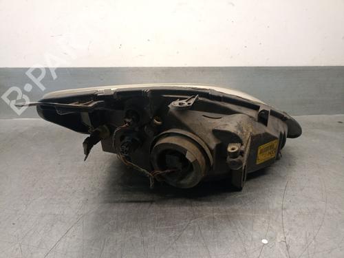 Faro izquierdo HONDA CIVIC VII Hatchback (EU, EP, EV) 1.6 i (EP2, EU8, EU6) | BP26656420C28