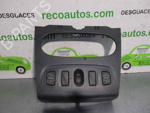 Used Left front window switch DACIA SANDERO II 1.5 dCi (90 hp) 4026392