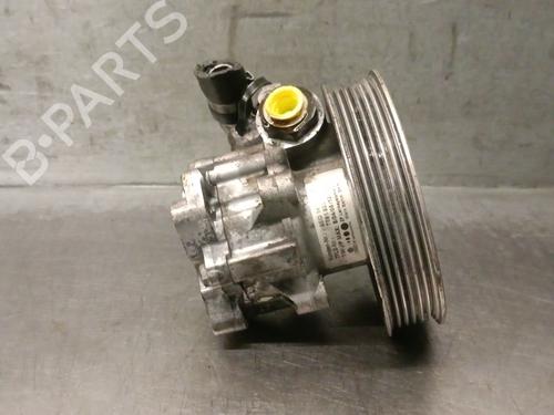Used Steering pump AUDI A4 B7 Avant (8ED) 3.0 TDI quattro (204 hp) 31947657