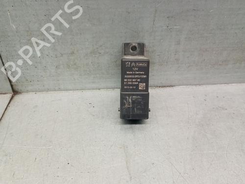 Used Electronic module CITROËN DS5 2.0 BlueHDi 150 (150 hp) 31157940