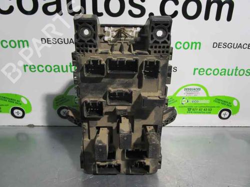 Used Fuse box TOYOTA AVENSIS (_T22_) 2.0 D-4D (CDT220_, CDT220R) (110 hp) 2055695