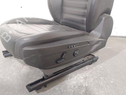 Left front seat ALFA ROMEO GIULIA (952_) 2.2 D (952AFA25, 952AFM25, 952ALA25) | BP38512665C15 - Image 5