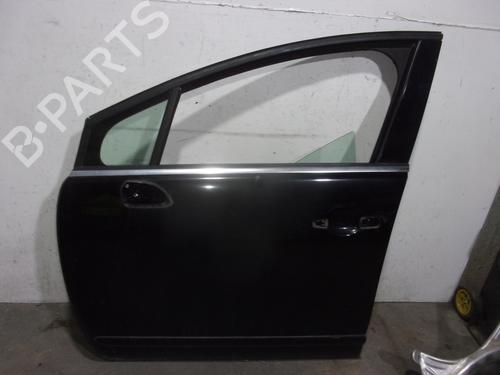 Used Left front door PEUGEOT 5008 (0U_, 0E_) 2.0 HDi 150 / BlueHDi 150 (150 hp) 18009375
