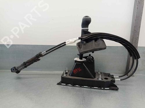Used Gear lever SEAT ATECA (KH7, KHP) 1.5 TSI (150 hp) 14937564