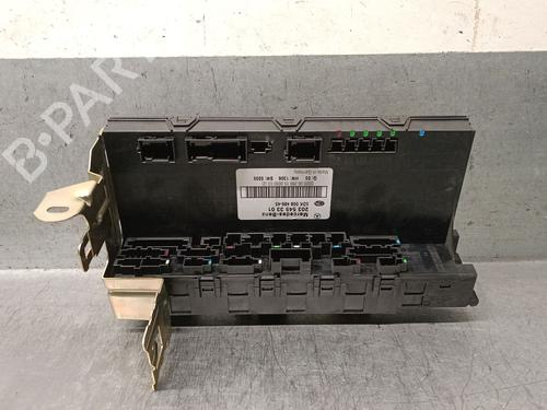 Used Fuse box MERCEDES-BENZ C-CLASS Coupe (CL203) C 160 Kompressor (203.730) (122 hp) 31073402