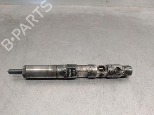 Injektor für RENAULT KANGOO (KC0/1_) 1.5 dCi (68 hp) 32435500