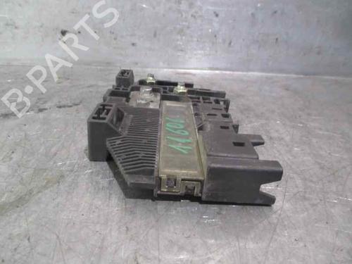 Fuse box SUZUKI GRAND VITARA II (JT, TE, TD) 1.9 DDiS All-wheel Drive (JT419, TD44, JB419WD, JB419XD,... | BP6312831E1 