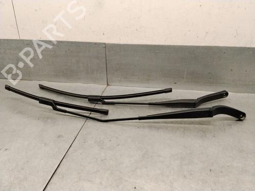 Used Front windshield wiper arm Front windshield wiper arm 38178049 38178049