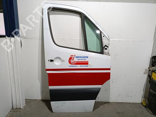 right-front-door-mercedes-benz-sprinter-35-t-van-b906-2006-2007-2008-2009-2010-2011-2012-2013-2014-2015-2016-2017-2018-2019-2020-33887600 main image