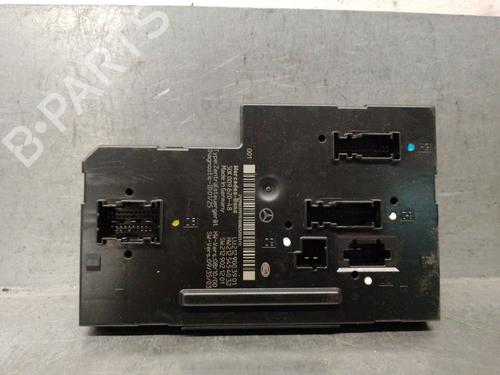 Used Fuse box Fuse box MERCEDES-BENZ E-CLASS (W212) E 200 CDI / BlueTEC (212.005, 212.006) (136 hp) 34289356 34289356