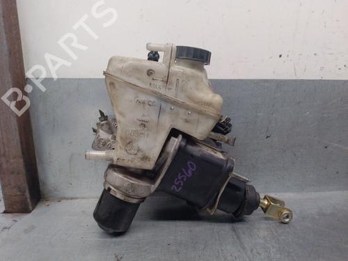 Used Brake master cylinder Brake master cylinder MERCEDES-BENZ E-CLASS (W211) E 270 CDI (211.016) (177 hp) 36050978 36050978