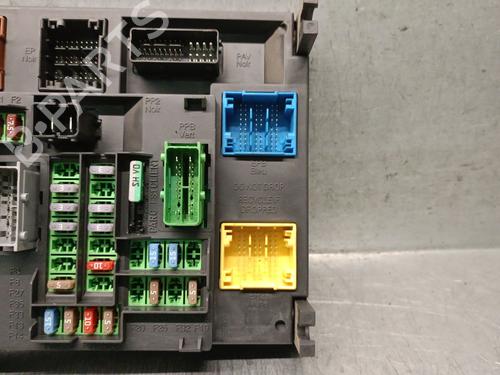 Fuse box CITROËN C4 II (NC_) | BP31026471E1