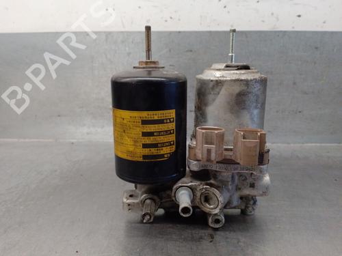 Used Brake master cylinder Brake master cylinder LEXUS CT (ZWA10_) 200h (ZWA10_) (99 hp) 33758155 33758155