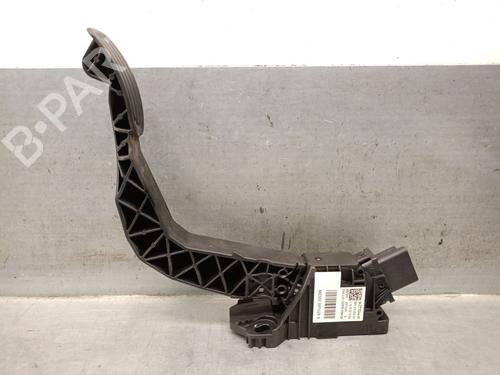 Used Pedal OPEL CORSA F (P2JO) CORSA-e (68) (136 hp) 26124063