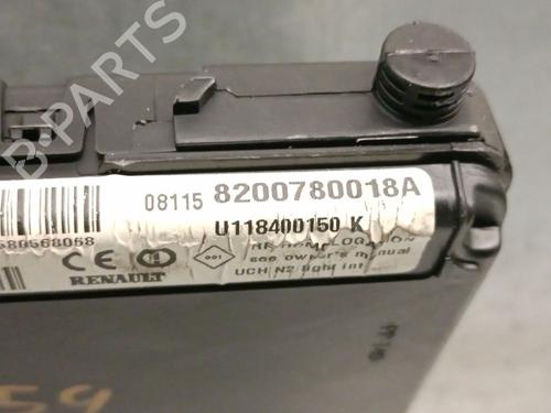 Fuse box RENAULT SCÉNIC II (JM0/1_) 1.6 16V (JM1R) | BP25761630E1 