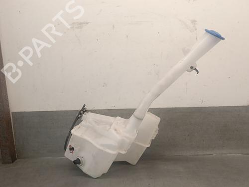 Used Windscreen washer tank HYUNDAI TUCSON (TL, TLE) 2.0 CRDi All-wheel Drive (136 hp) 28129474