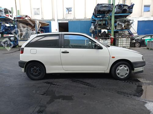 Left tailgate light SEAT IBIZA II (6K1) 1.6 i | BP31794840C79 