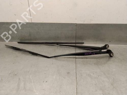 Used Front windshield wiper arm Front windshield wiper arm 38178089 38178089