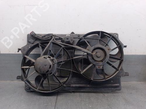 Koelventilatormotor FORD FOCUS I Saloon (DFW) 1.8 16V (115 hp) 28579936